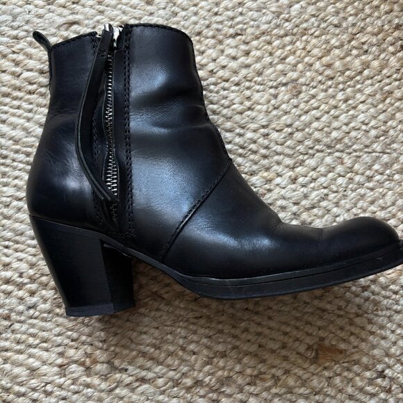 Acne Pistol boots - Picture 1 of 9